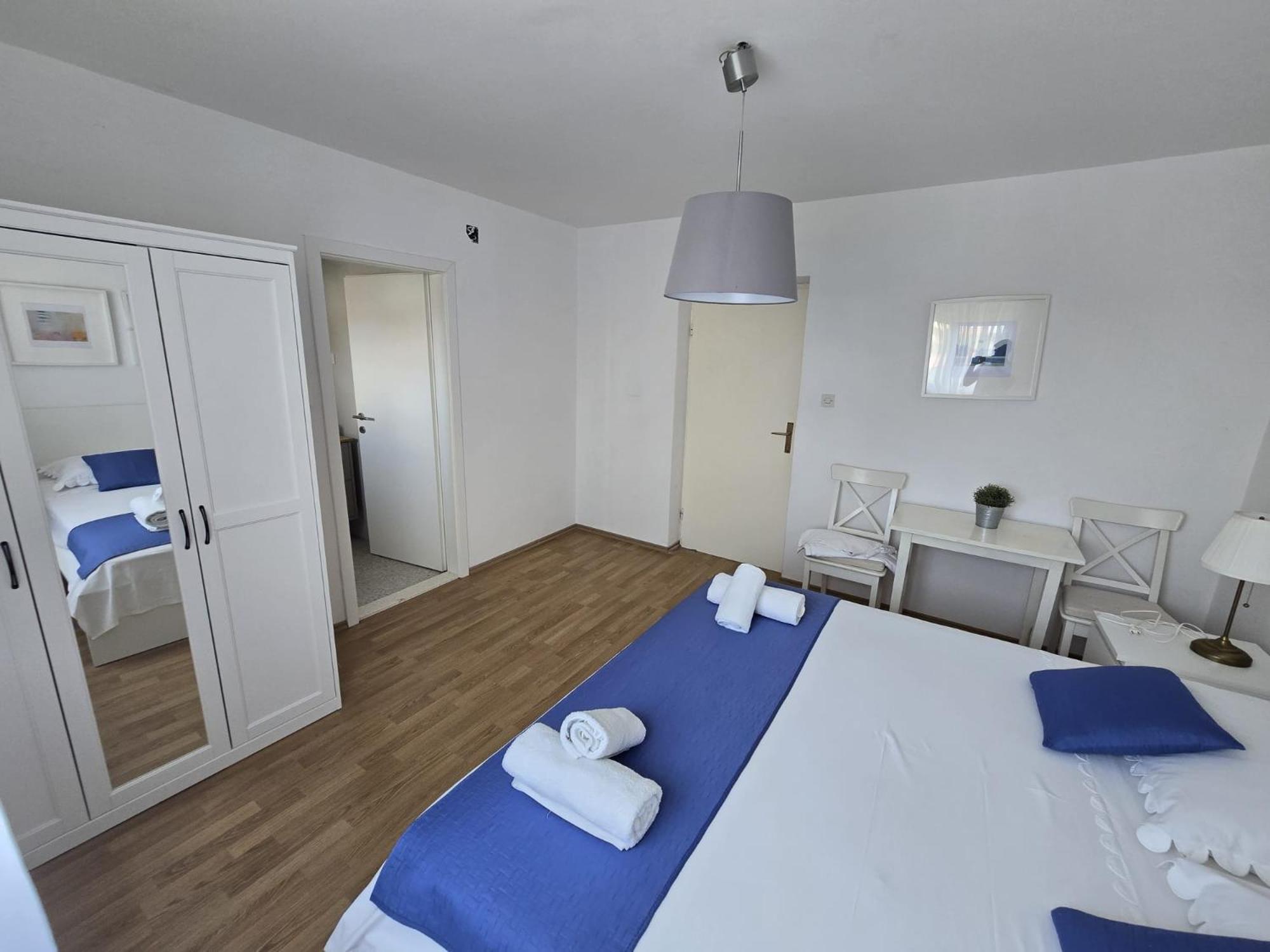 Apartmani Mira Водице Екстериор снимка