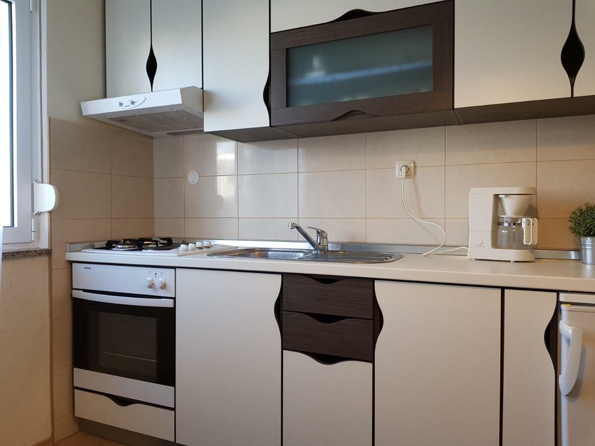Apartmani Mira Водице Екстериор снимка