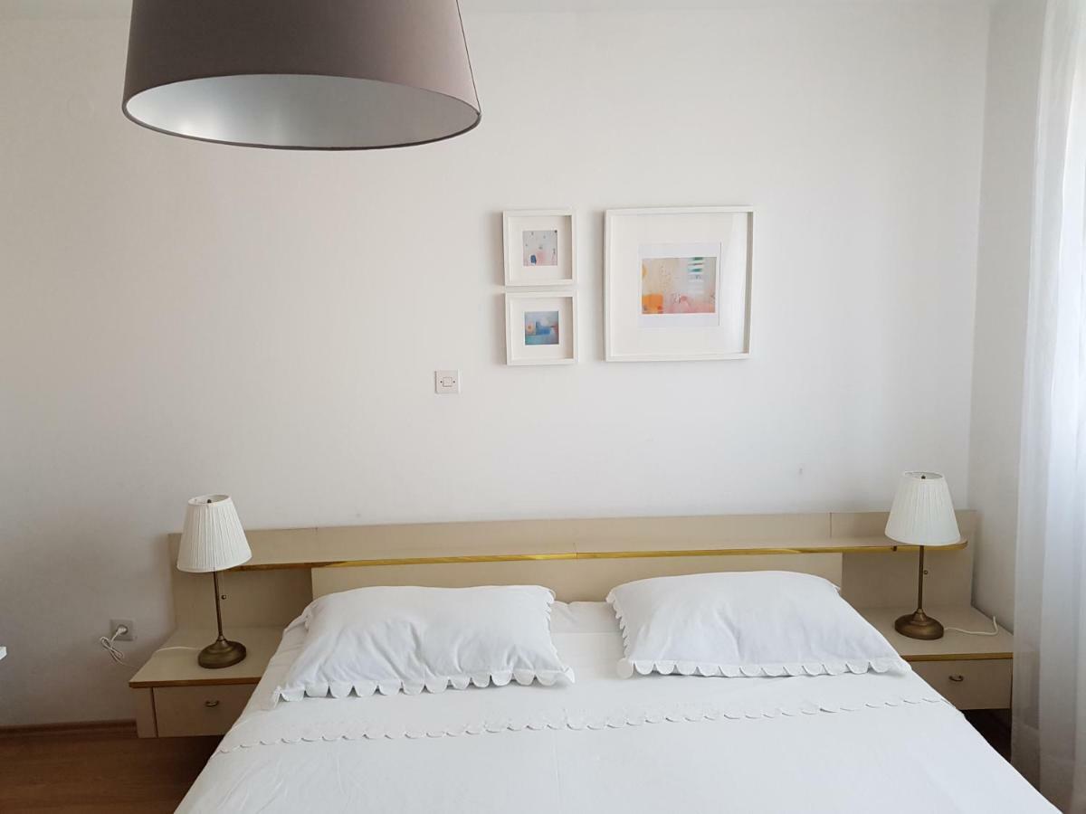 Apartmani Mira Водице Екстериор снимка
