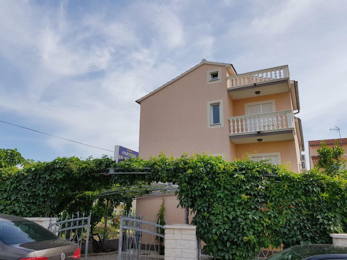 Apartmani Mira Водице Екстериор снимка